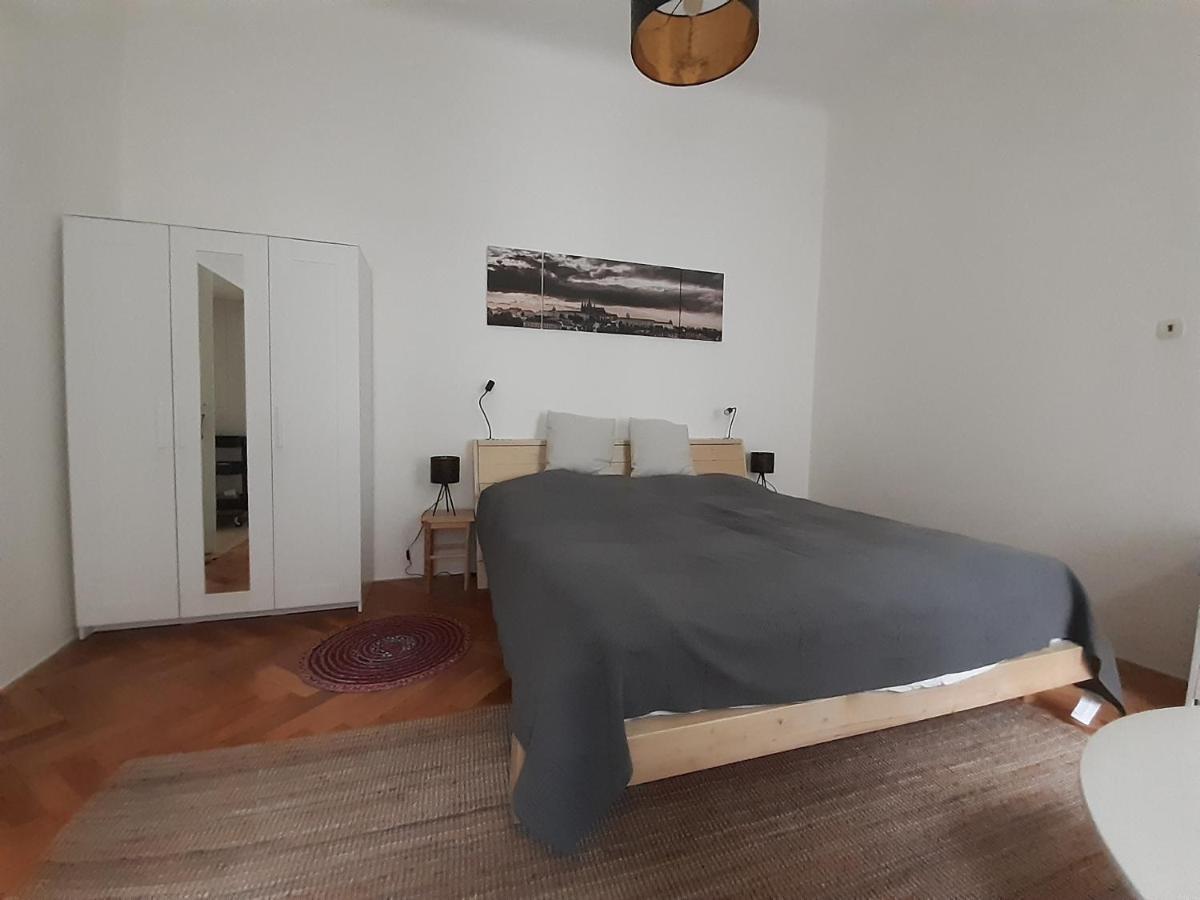 Apartament Soukromy Pokoj V Srdci Prahy Praga Zewnętrze zdjęcie